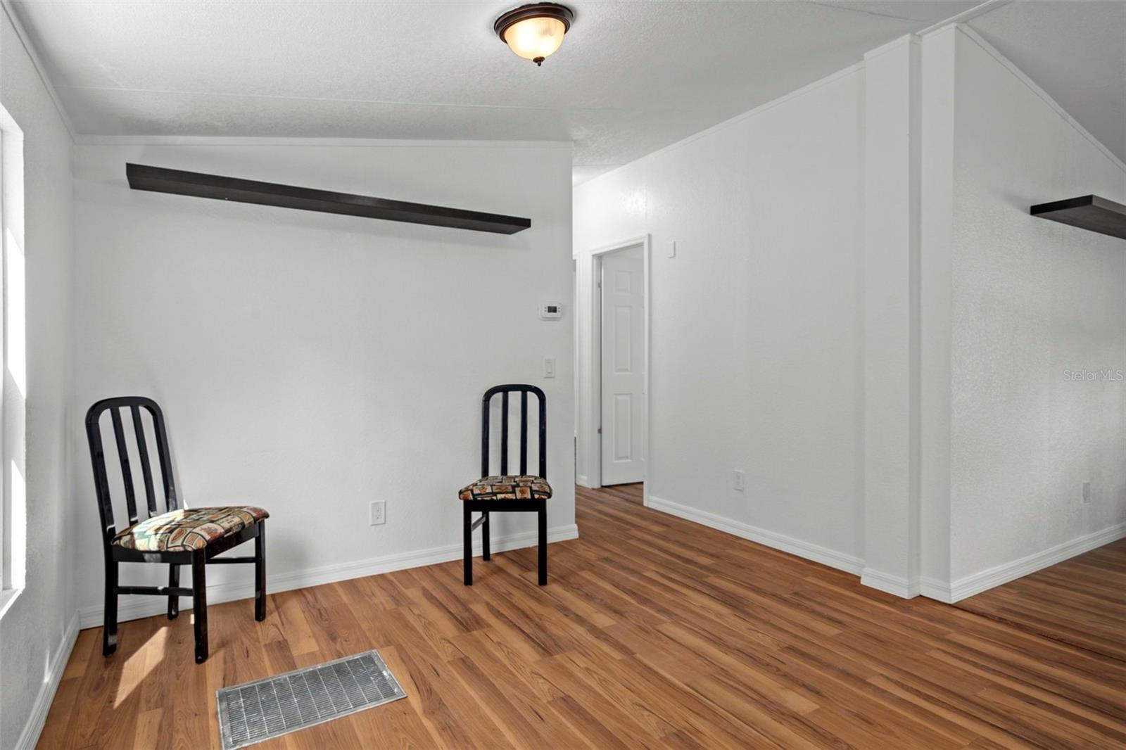 MOON LAKE ESTATES - Residential