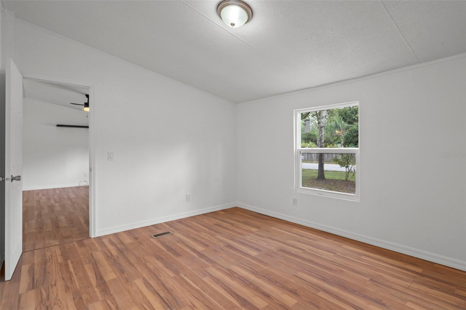 MOON LAKE ESTATES - Residential