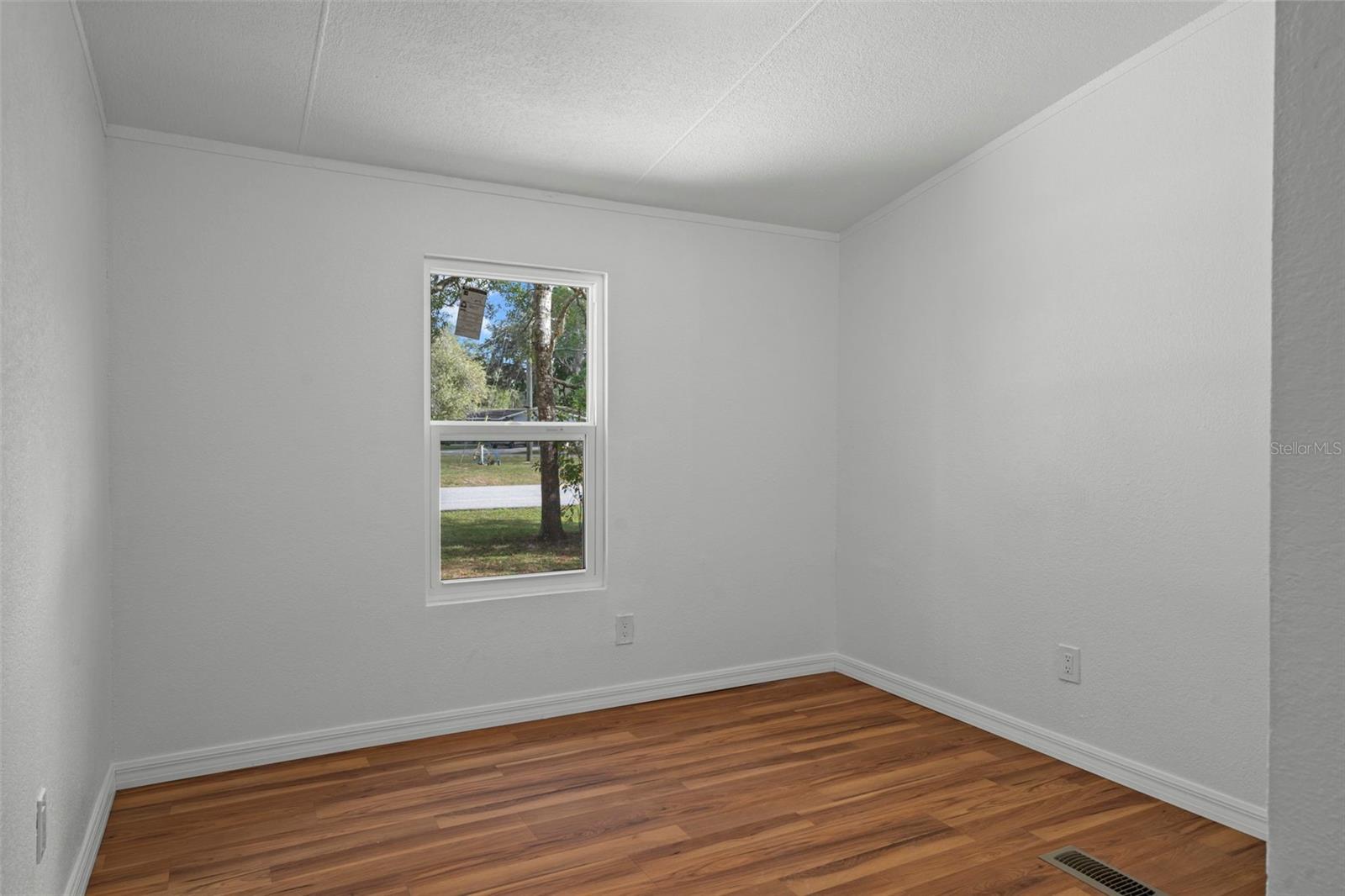 MOON LAKE ESTATES - Residential