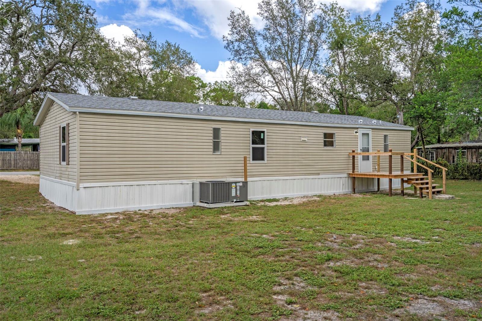MOON LAKE ESTATES - Residential