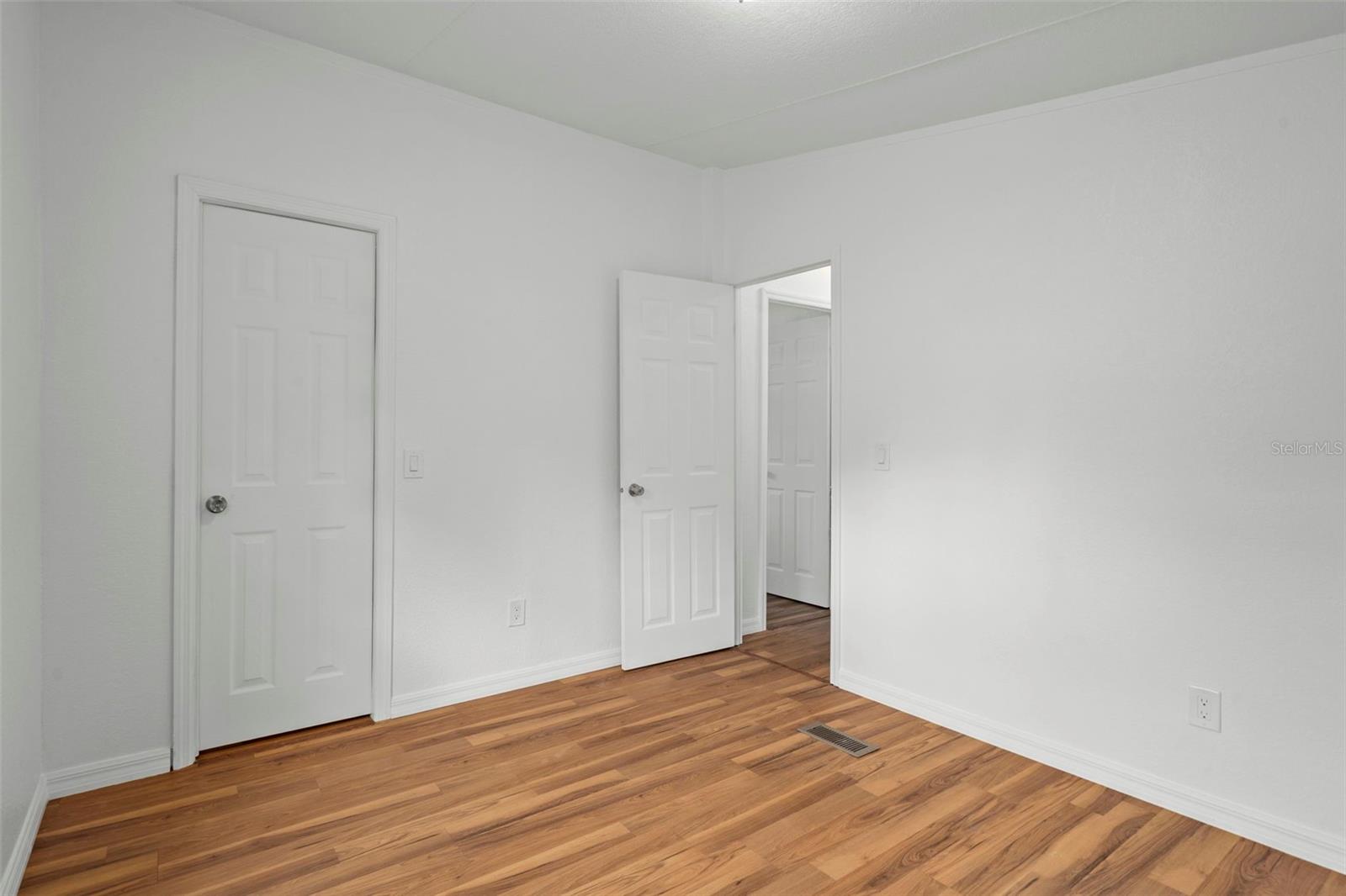 MOON LAKE ESTATES - Residential