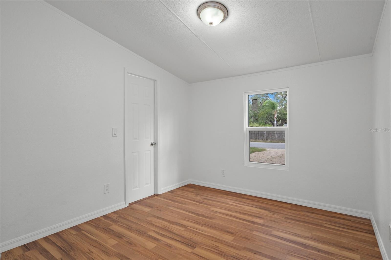 MOON LAKE ESTATES - Residential