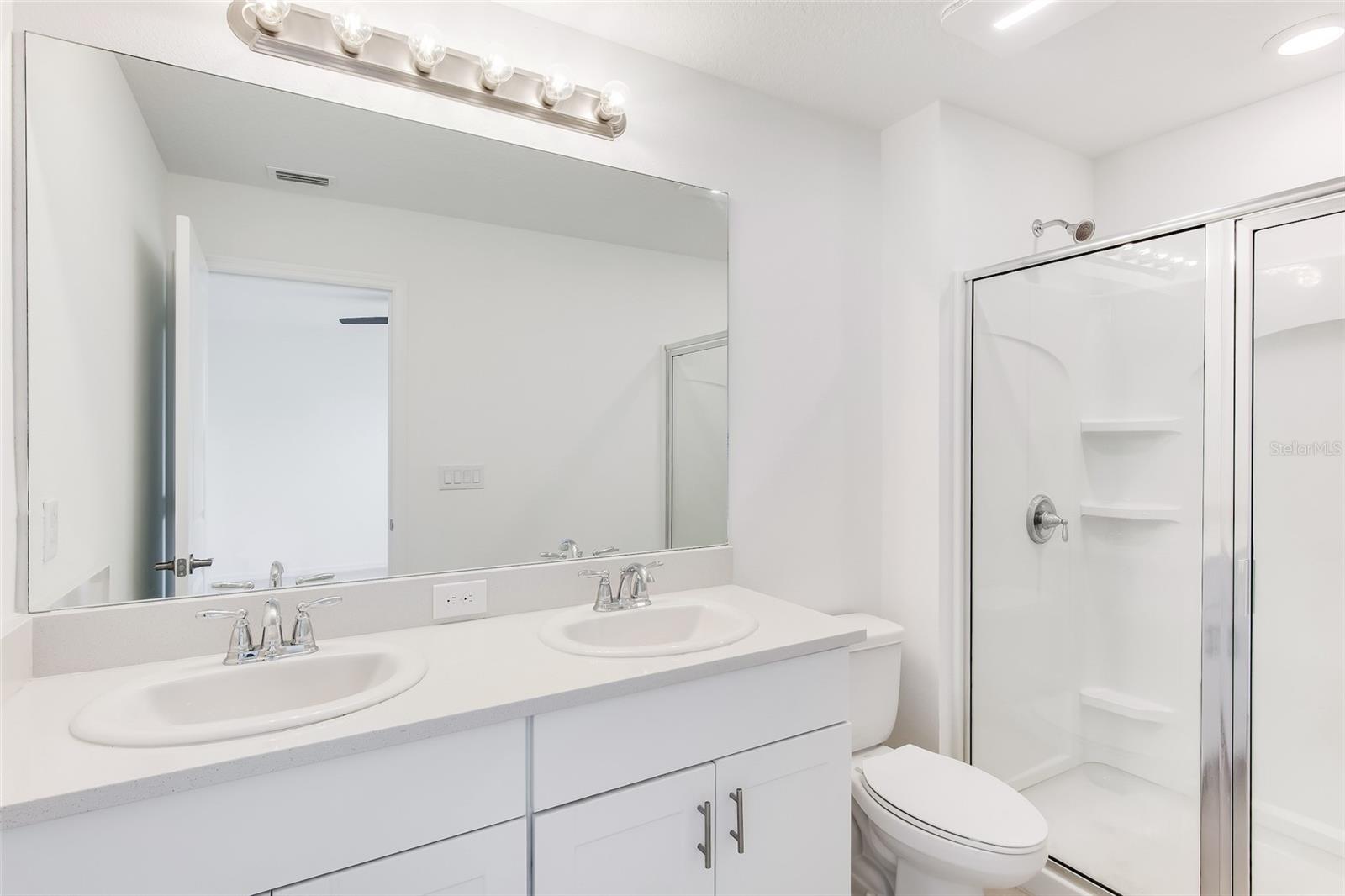 PALMERO - Residential Lease