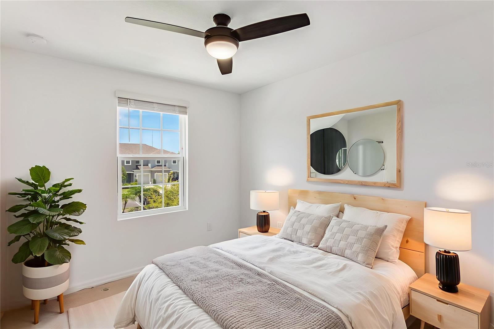 PALMERO - Residential Lease