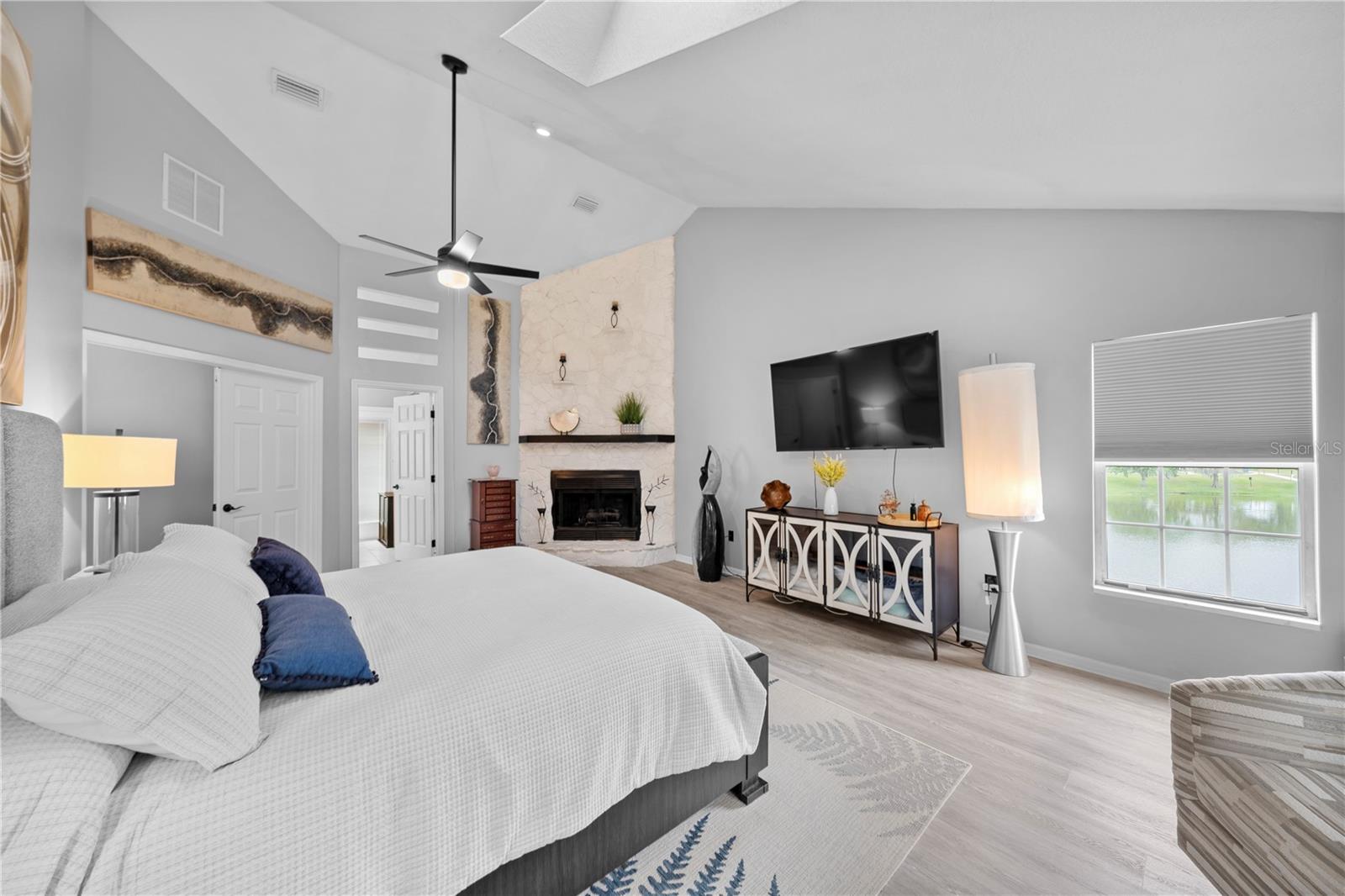 WOODWIND - Residential