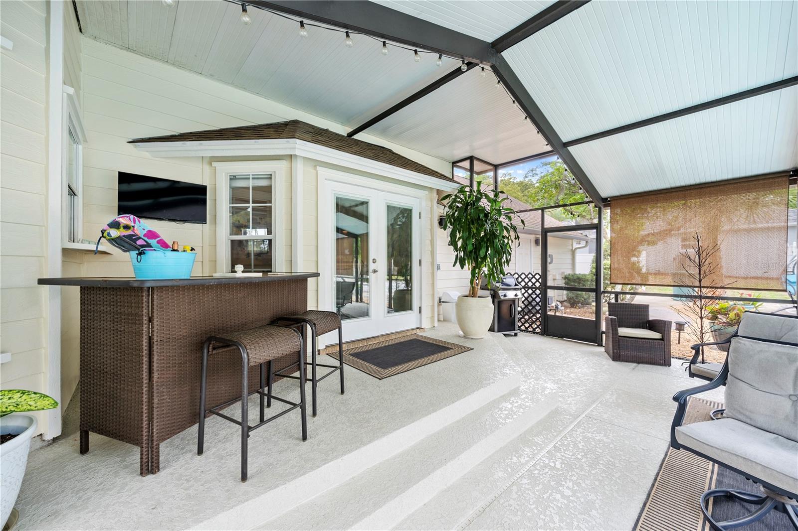 WOODWIND - Residential