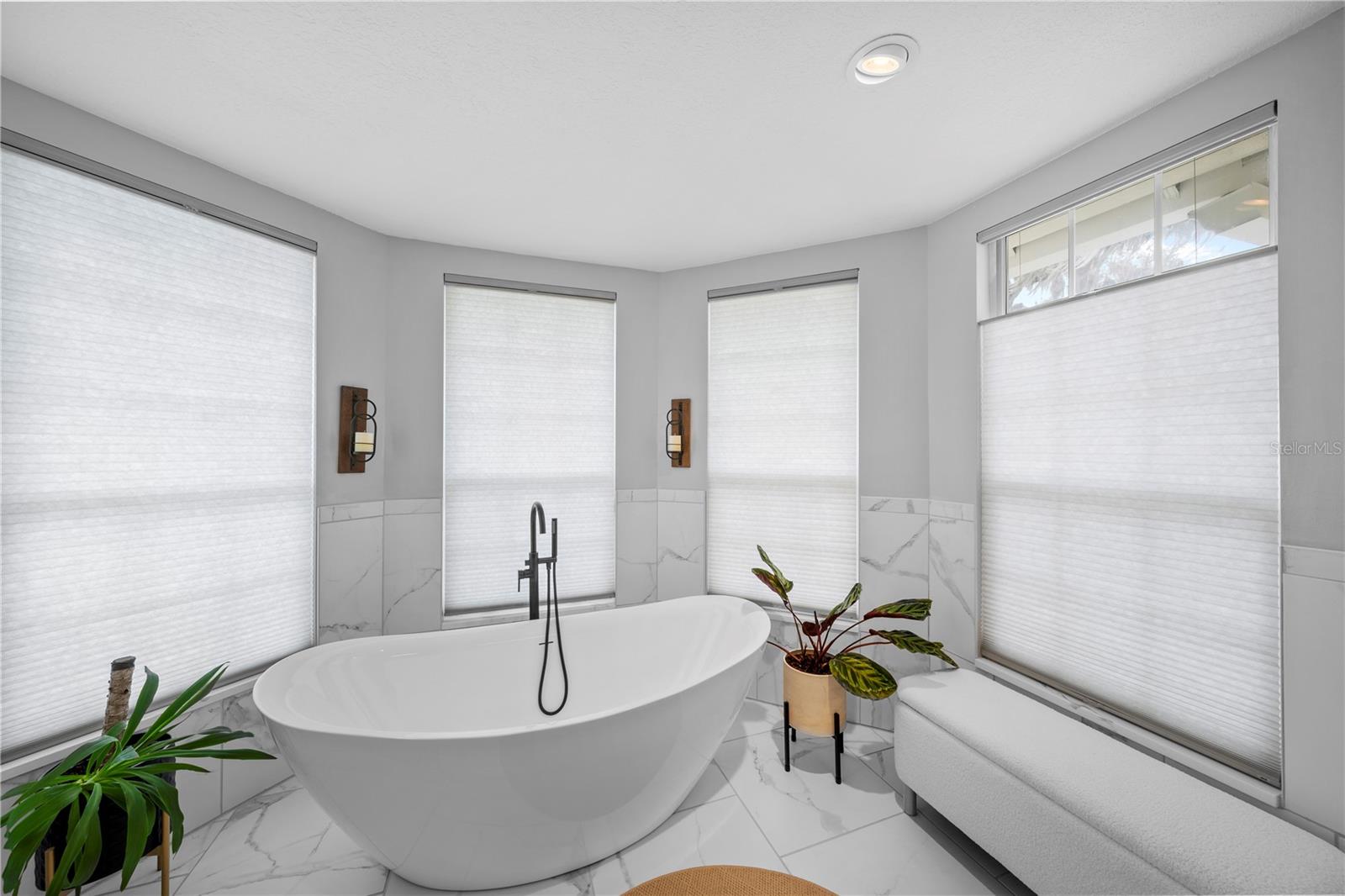 WOODWIND - Residential