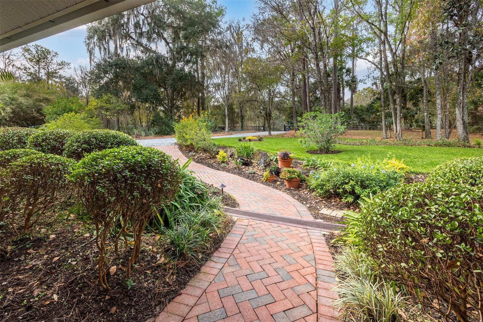 FIRST VIEW ACRES - Residential