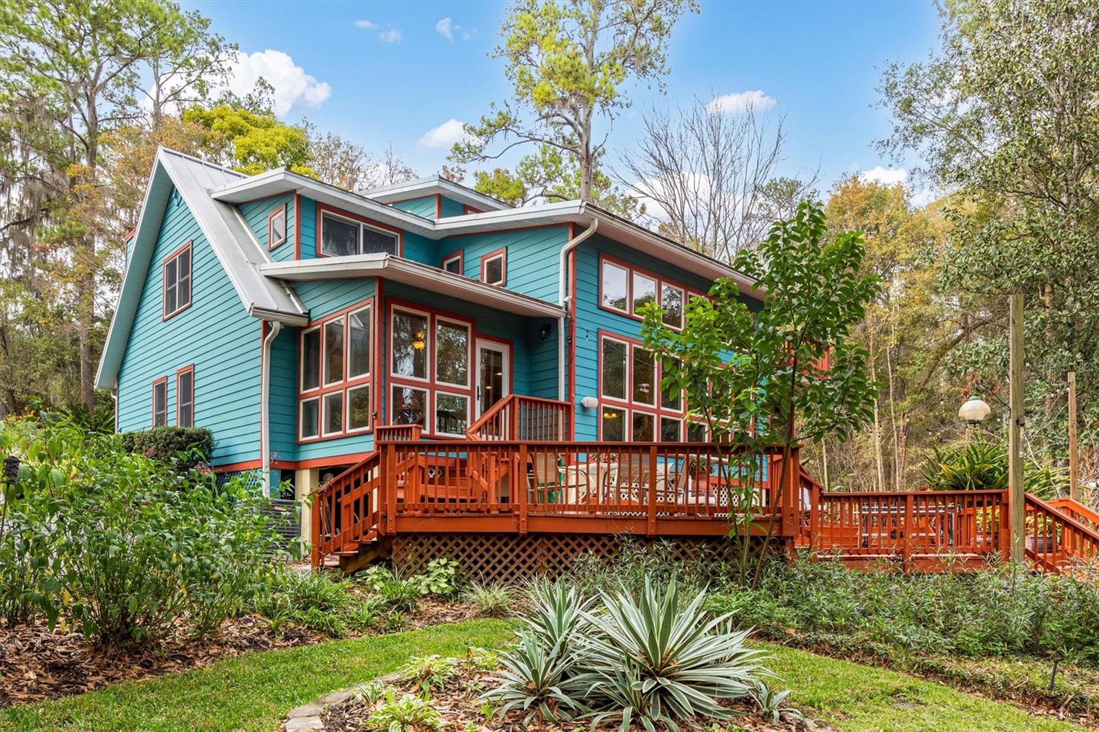 FIRST VIEW ACRES - Residential