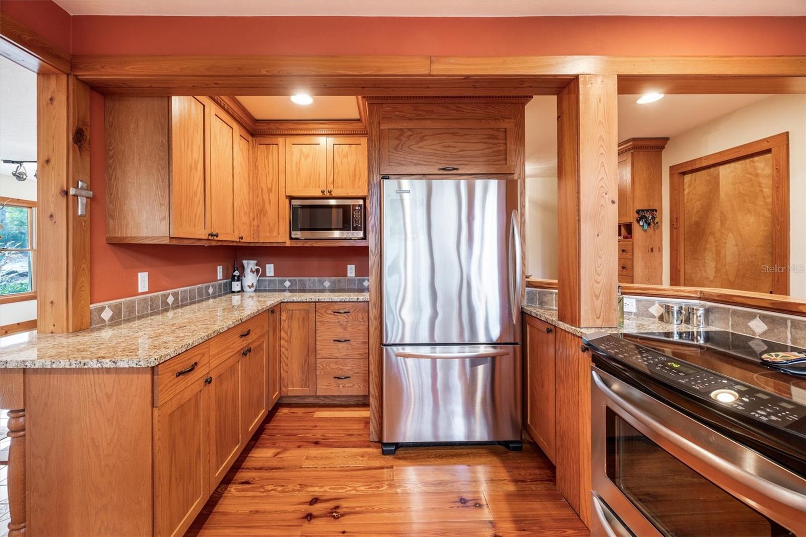 FIRST VIEW ACRES - Residential