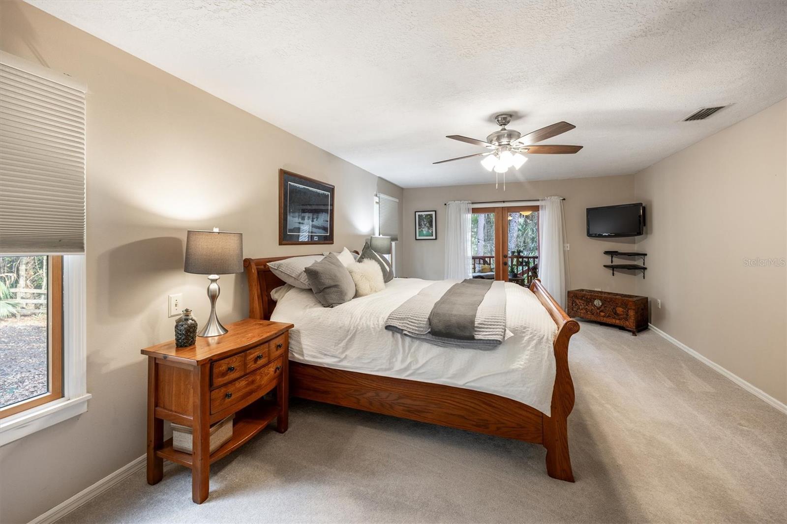 FIRST VIEW ACRES - Residential