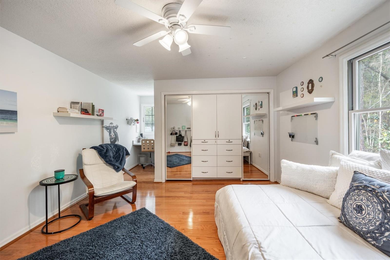 FIRST VIEW ACRES - Residential