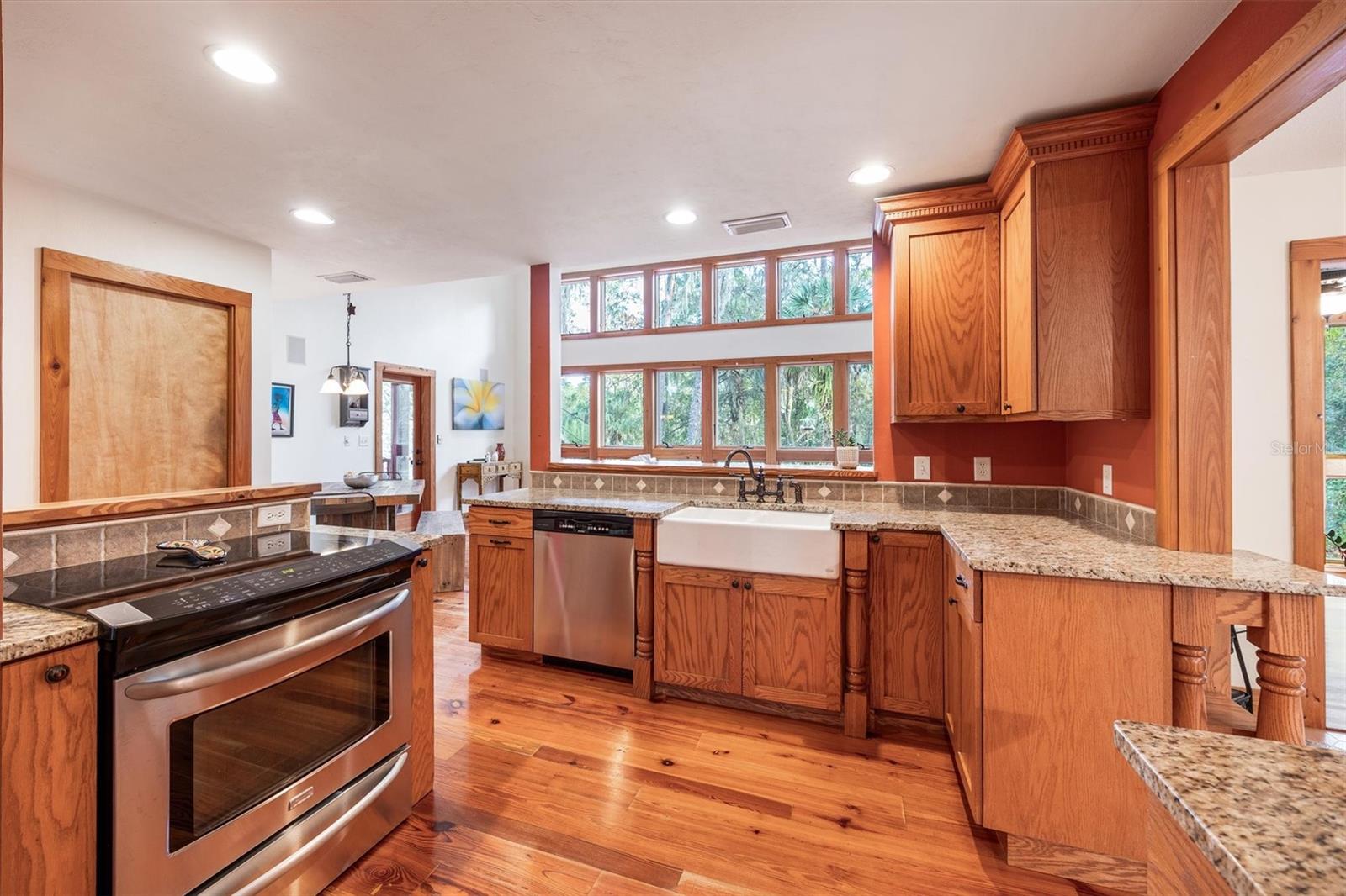 FIRST VIEW ACRES - Residential
