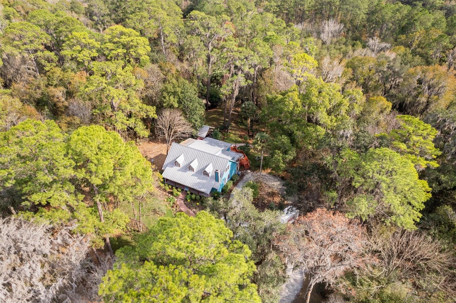 FIRST VIEW ACRES - Residential