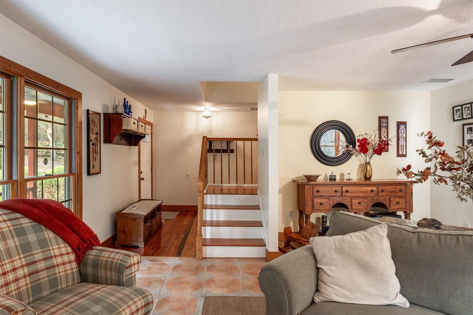 FIRST VIEW ACRES - Residential