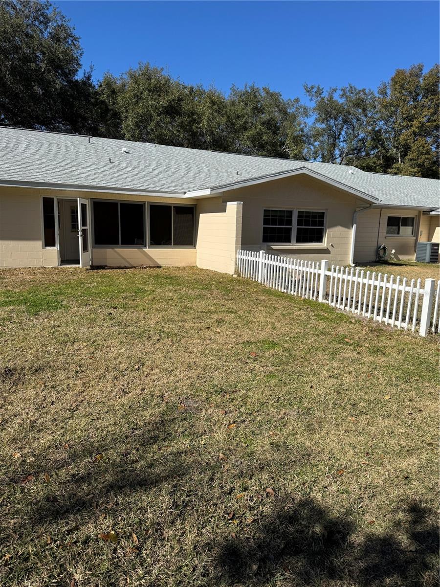 ON TOP OF THE WORLD - Residential