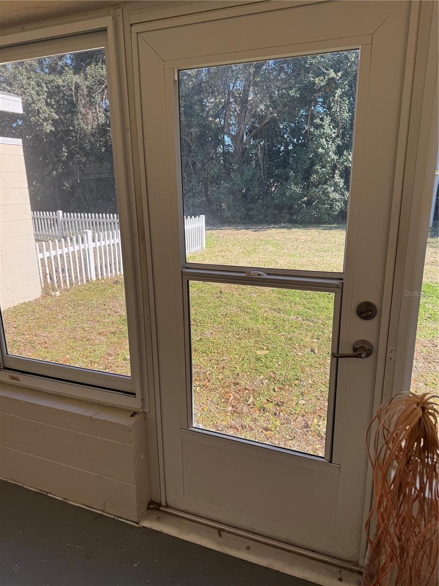 ON TOP OF THE WORLD - Residential