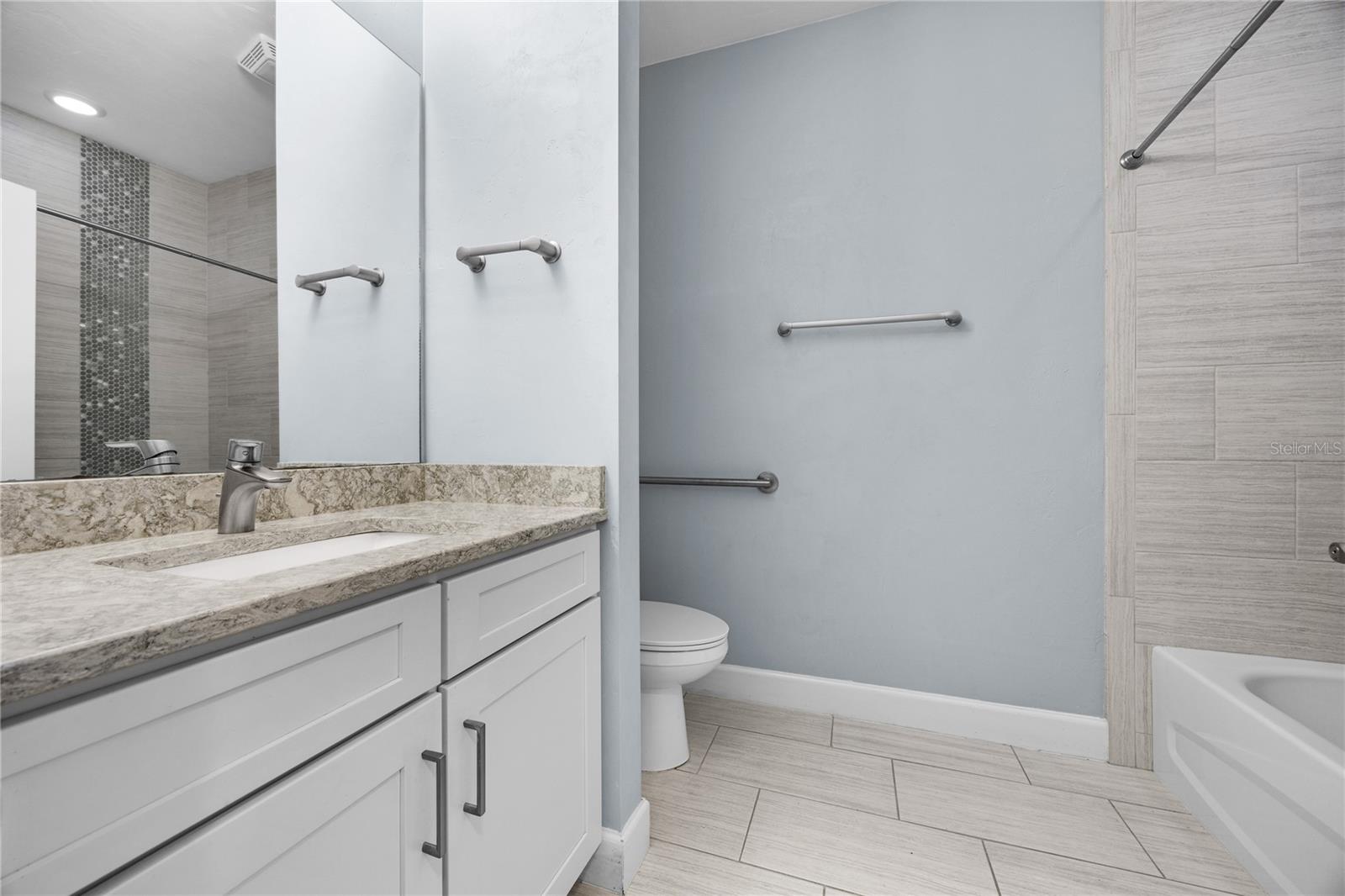 VILLAS OF WEST END UNIT B PH 1 - Residential