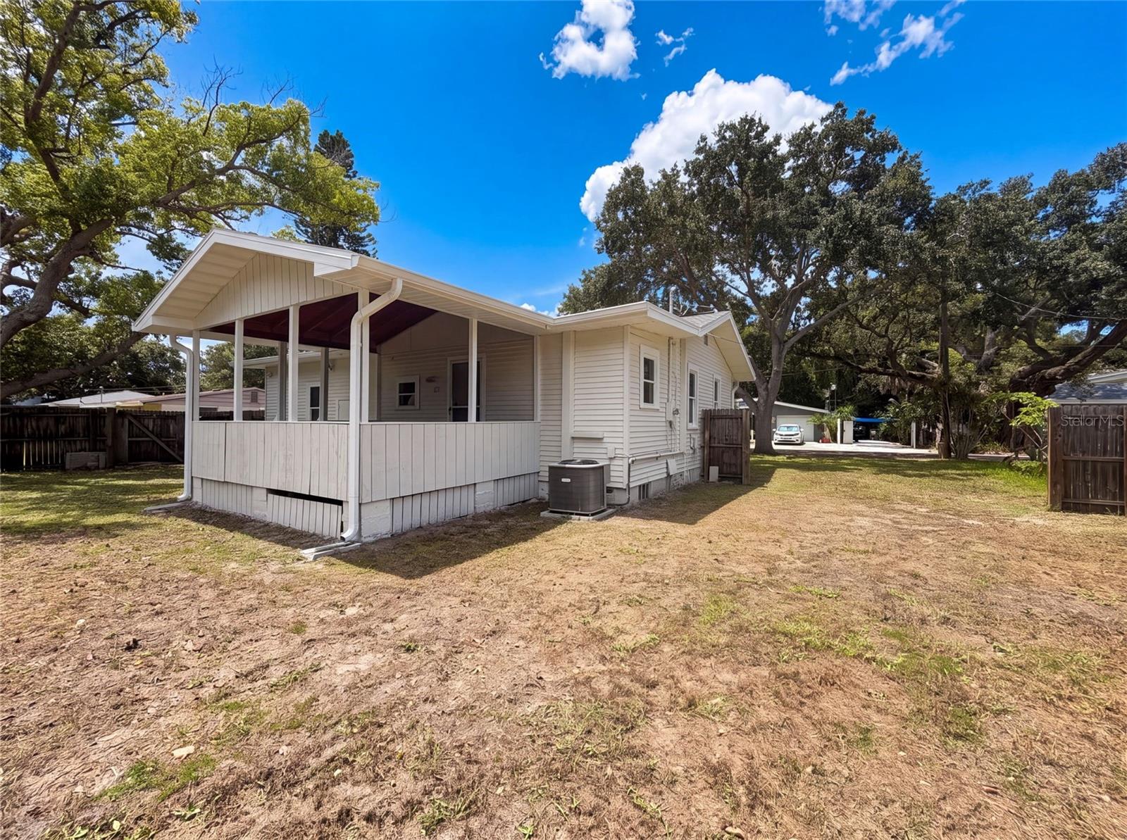345 ACROPOLIS DRIVE