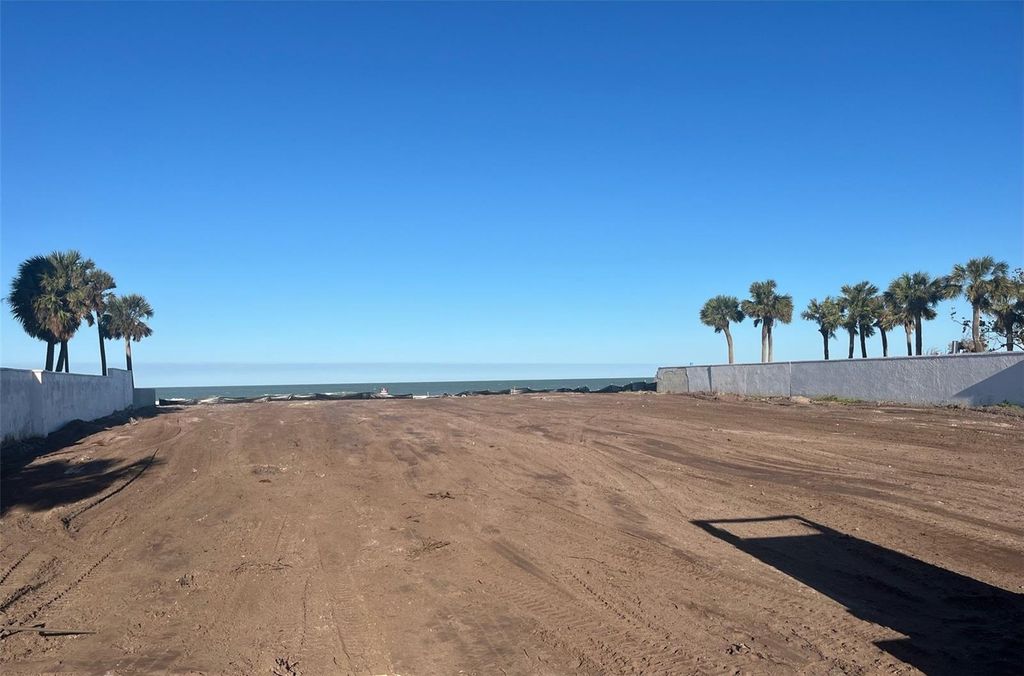 Photo of 540 Gulf Boulevard, Belleair Beach, FL 33786 (MLS # TB8359322)