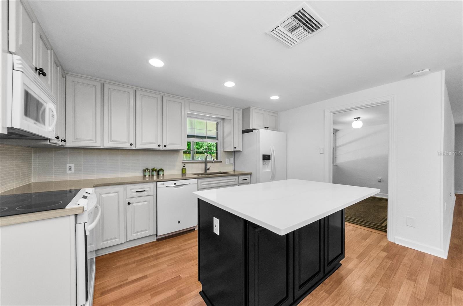 GOLFLAND RESUB - Residential