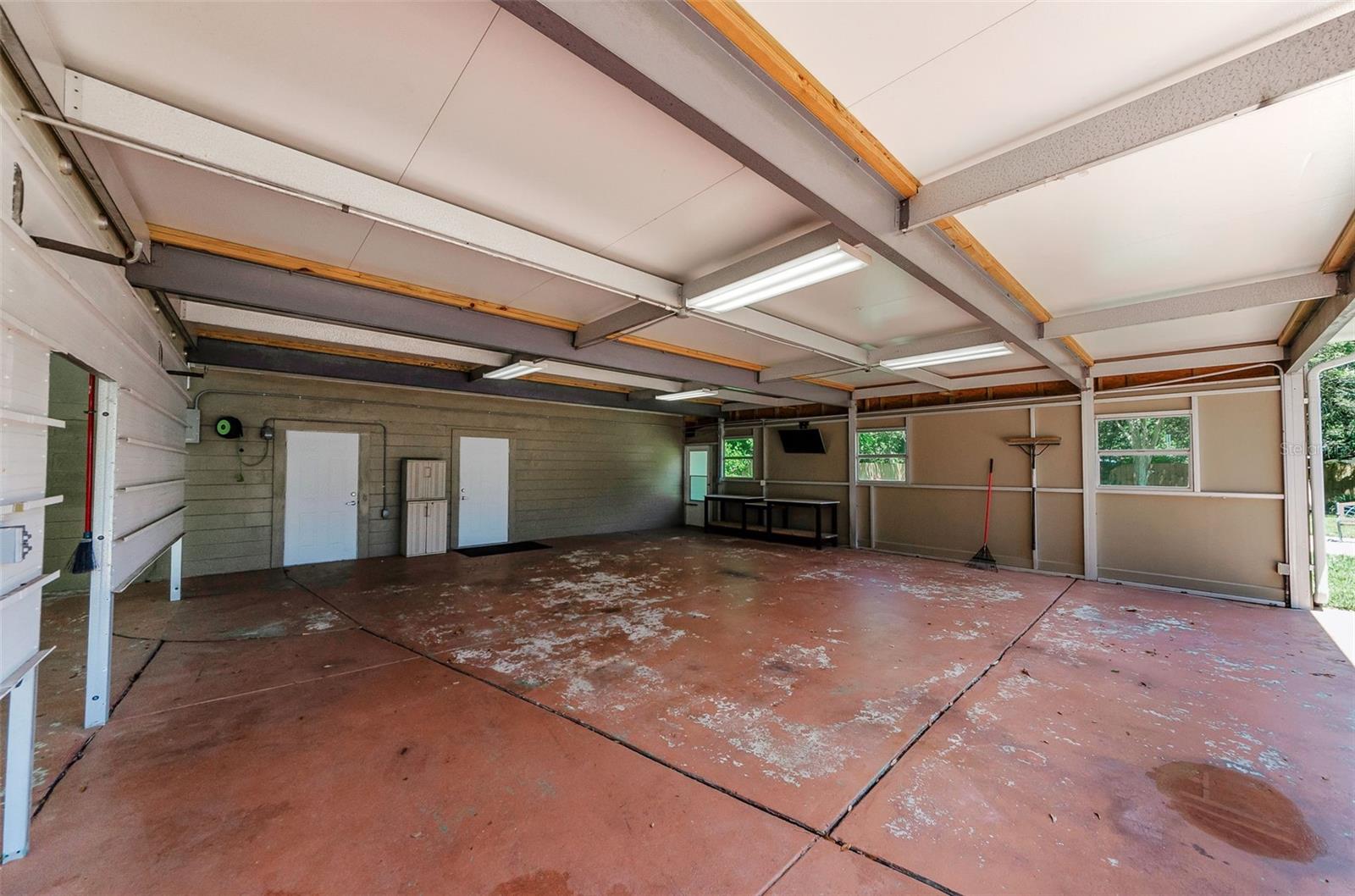 GOLFLAND RESUB - Residential