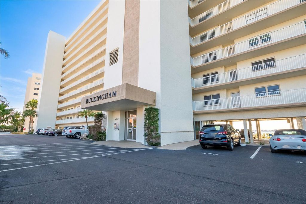 Photo of 6060 Shore Boulevard S #906, Gulfport, FL 33707 (MLS # TB8472305)