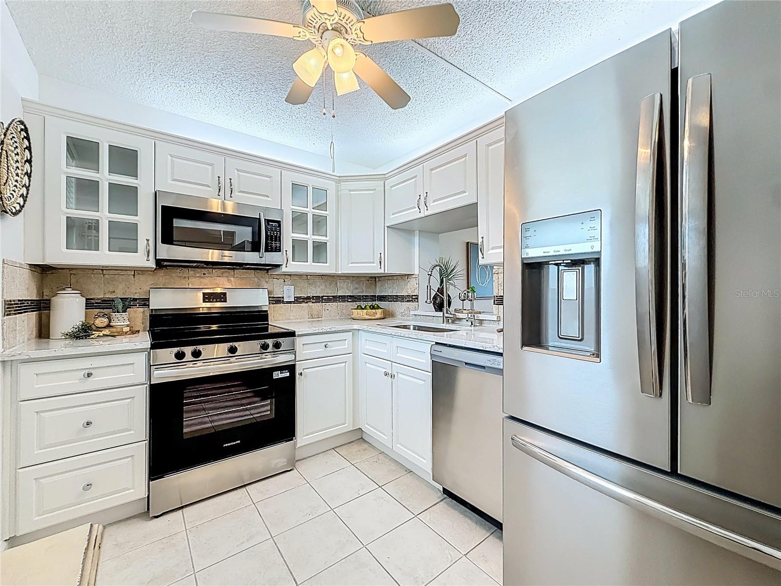 7425 BAY ISLAND DRIVE S 105