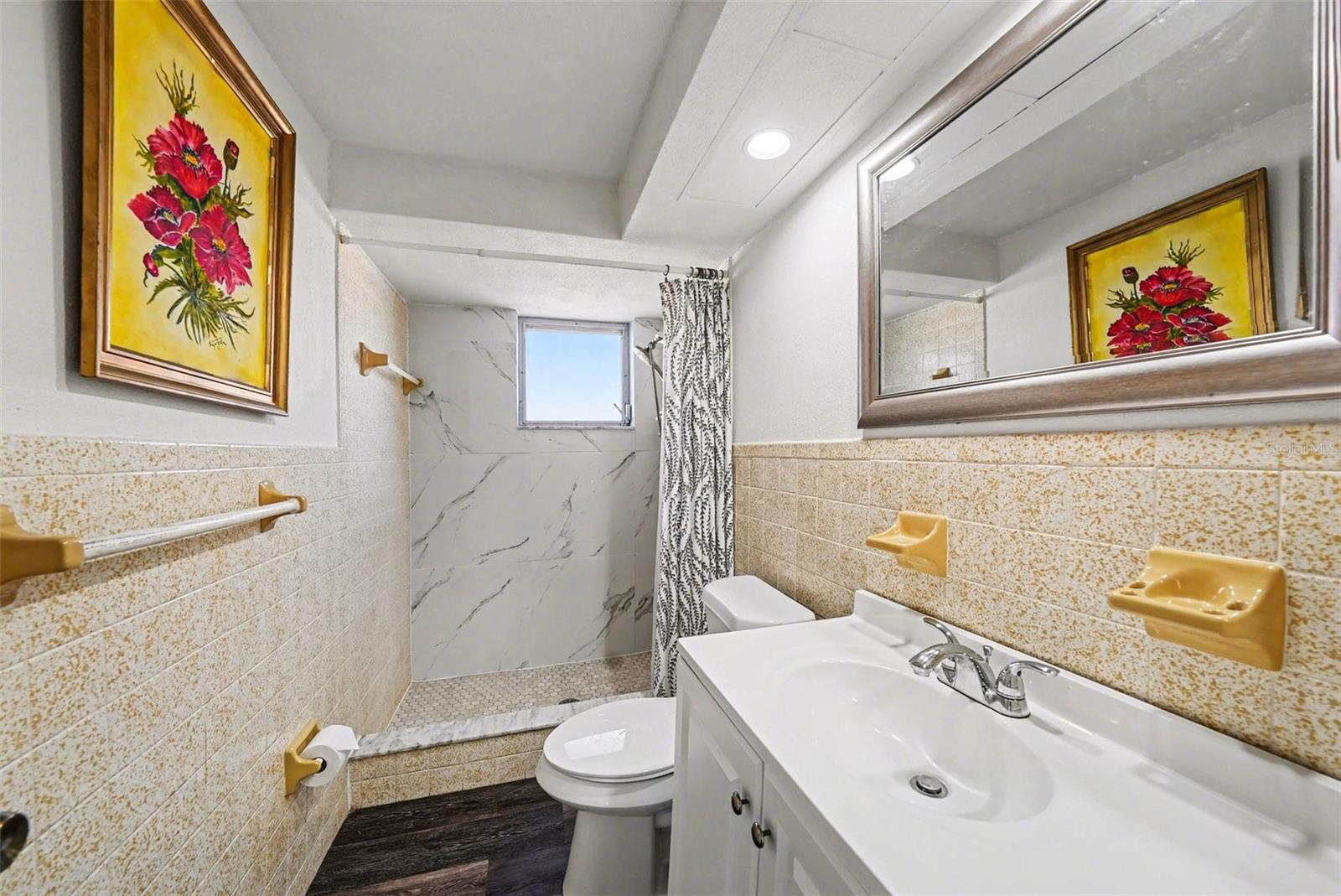 HILLANDALE - Residential