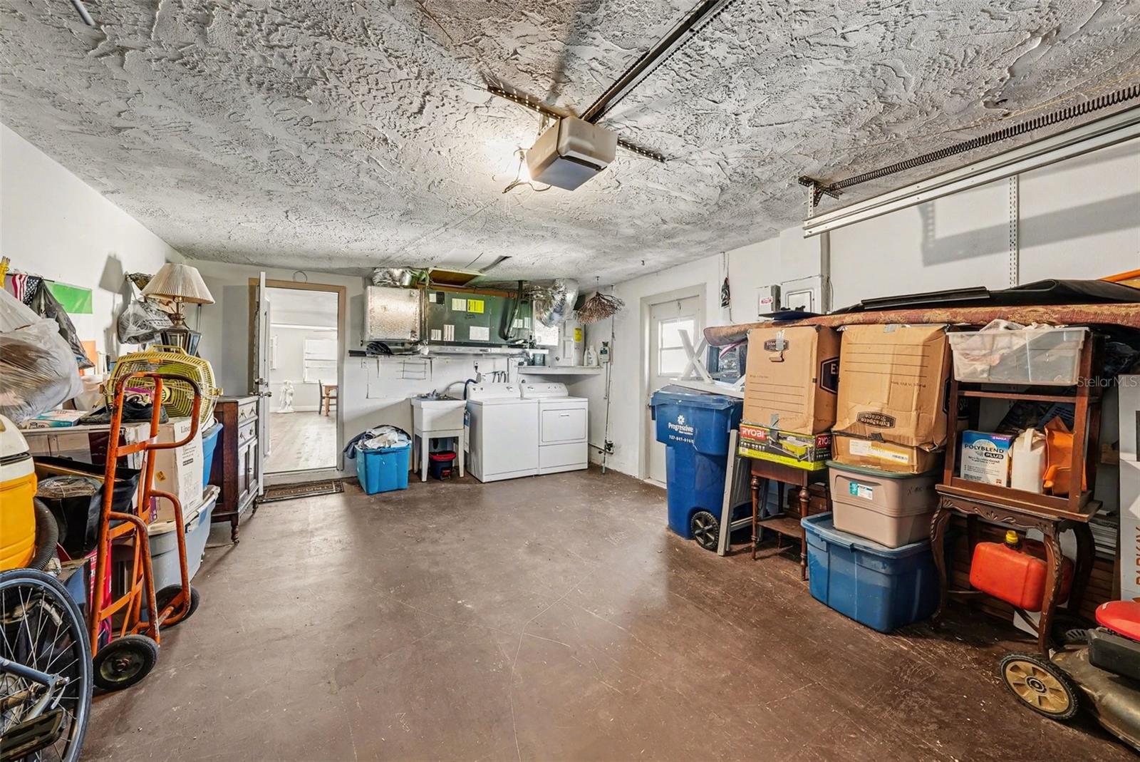 HILLANDALE - Residential