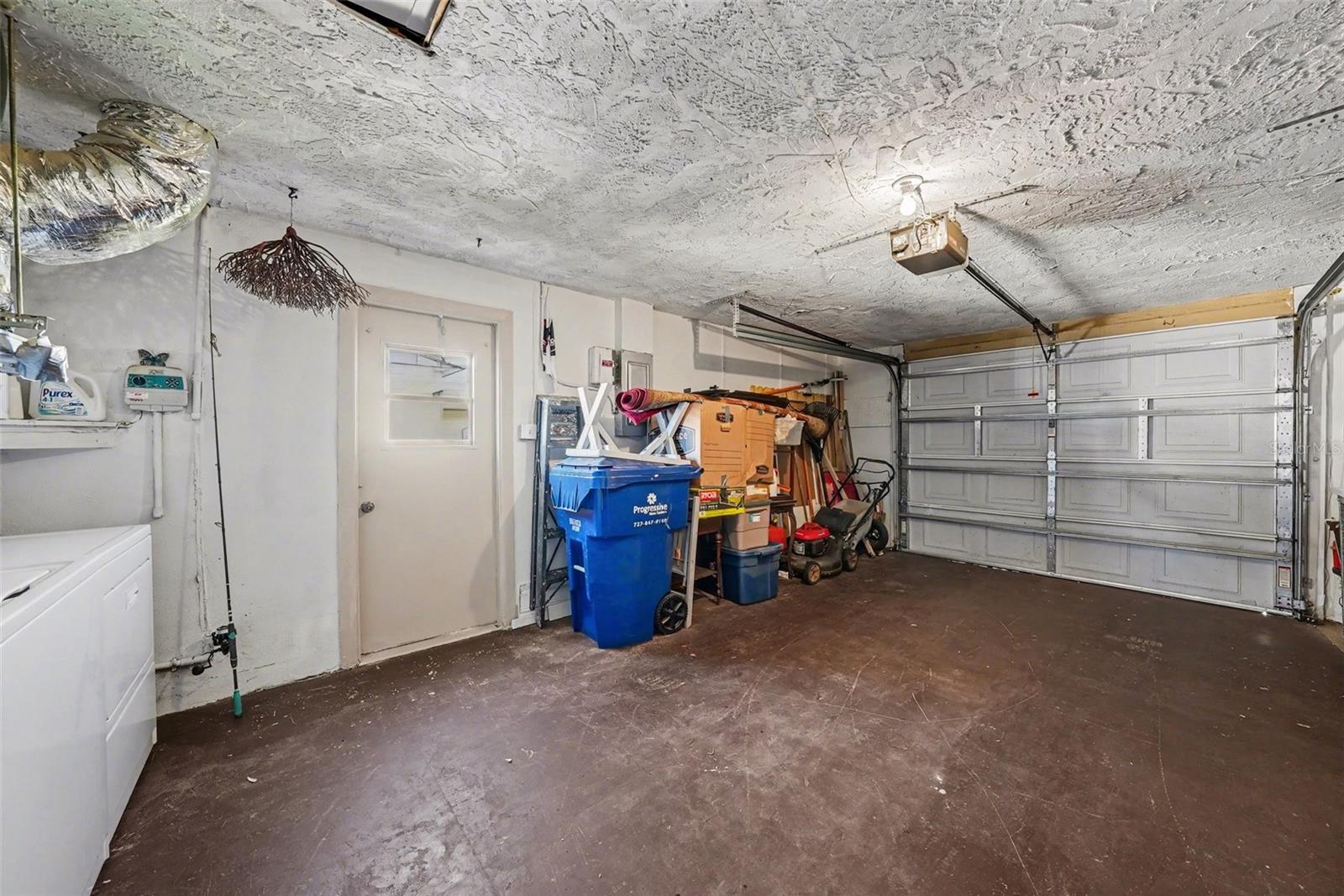 HILLANDALE - Residential