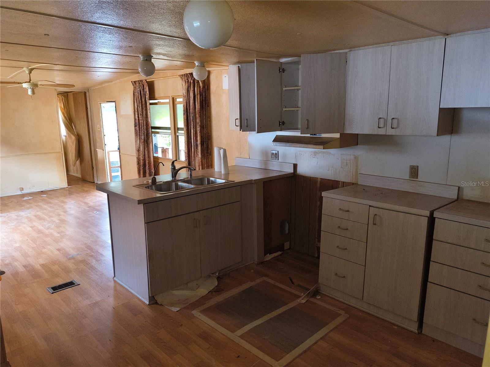 GENEVA HEIGHTS - Residential