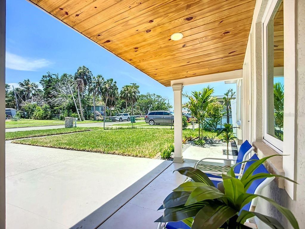 Photo of 2604 12th Street W, Palmetto, FL 34221 (MLS # TB8461577)