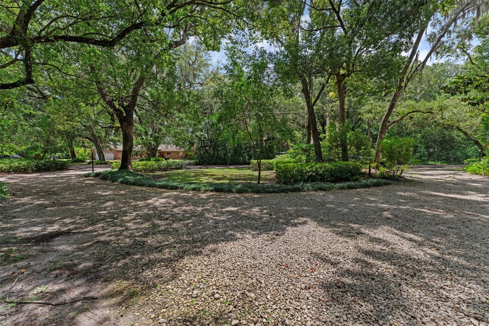 4702 SHORECREST DRIVE