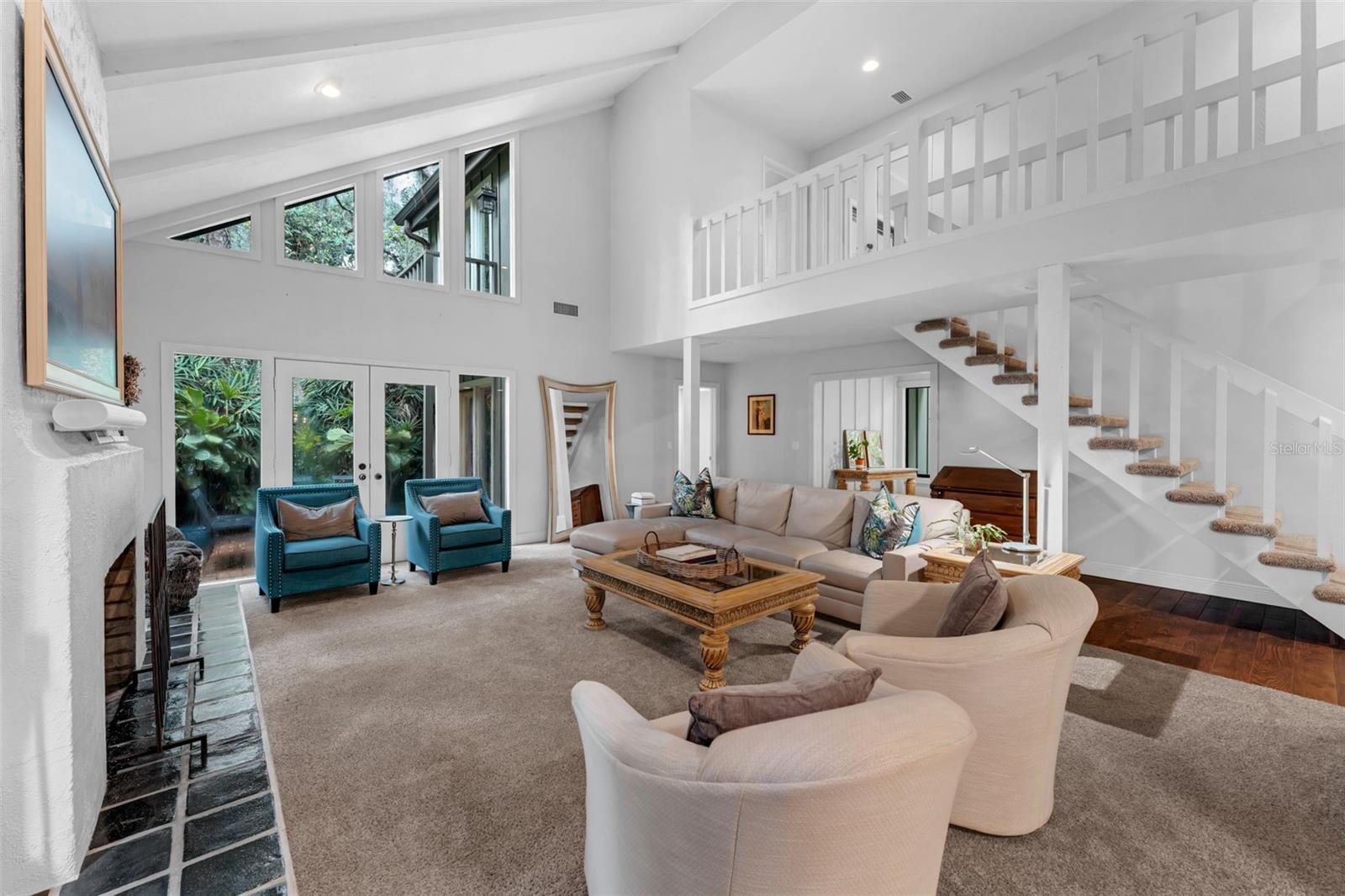 4702 SHORECREST DRIVE