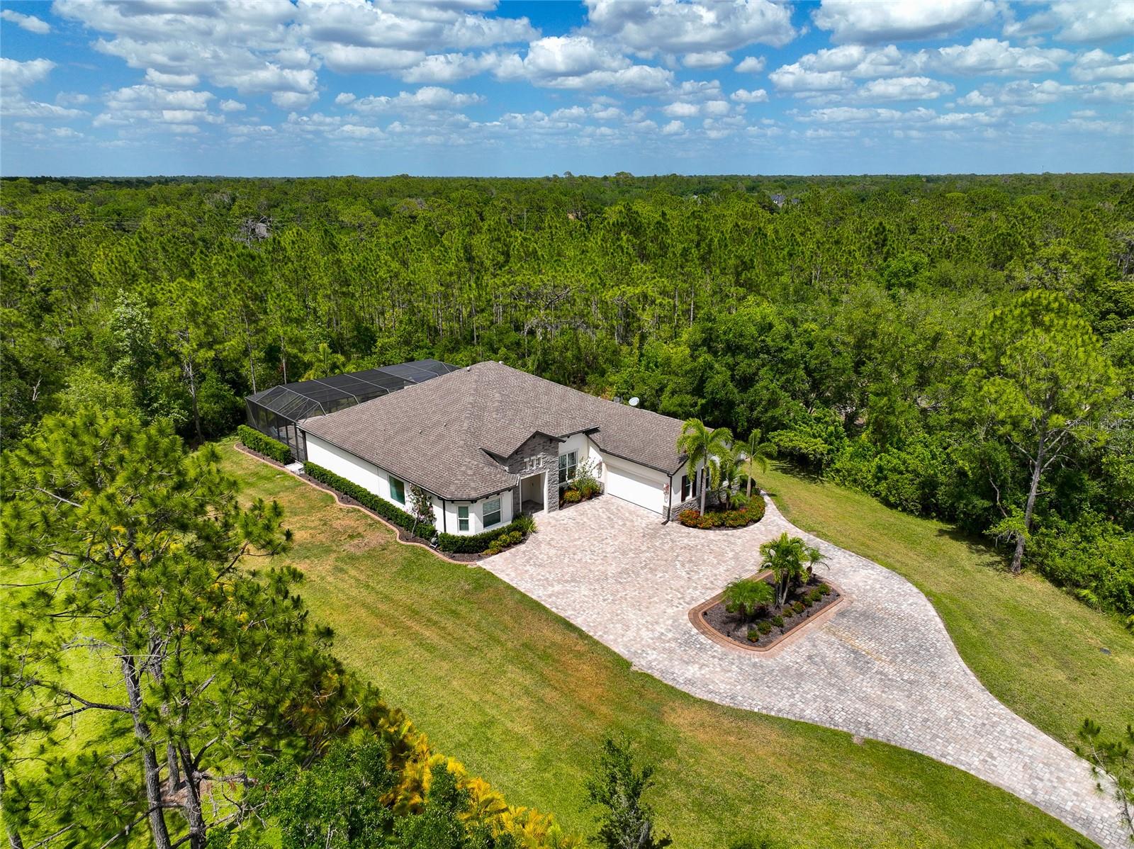 22209 DEER POINTE CROSSING