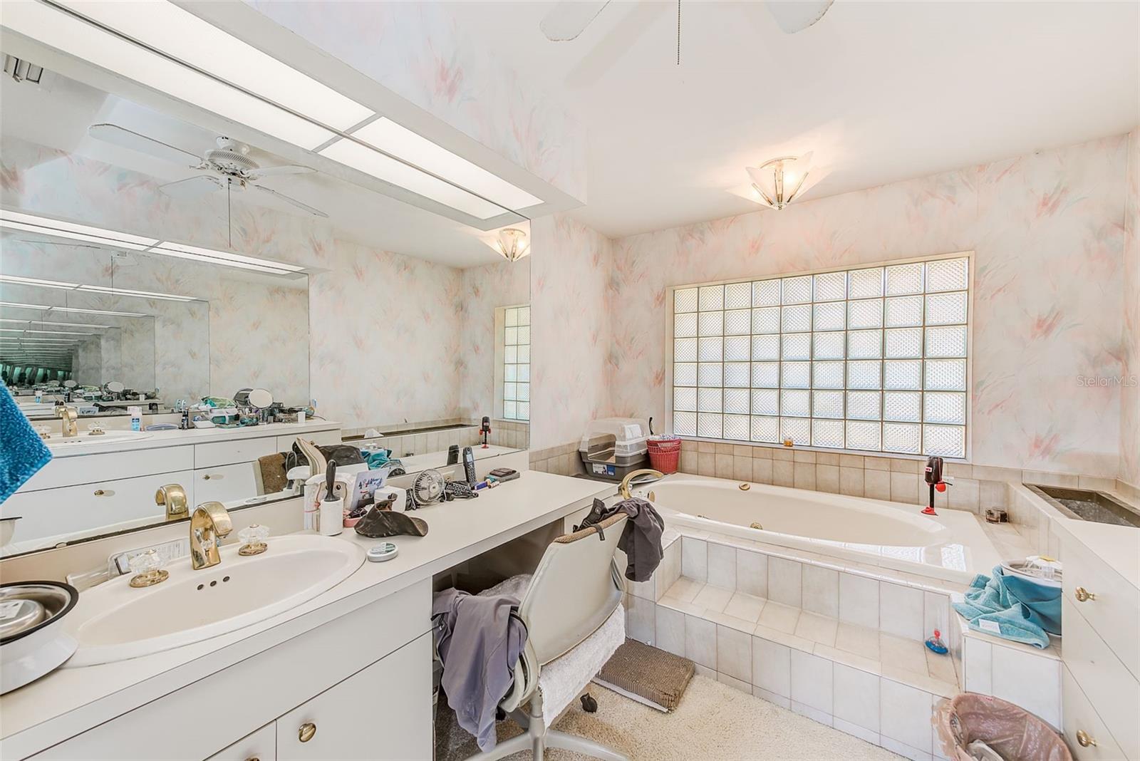 HARBOR BLUFFS SEC 2 - Residential