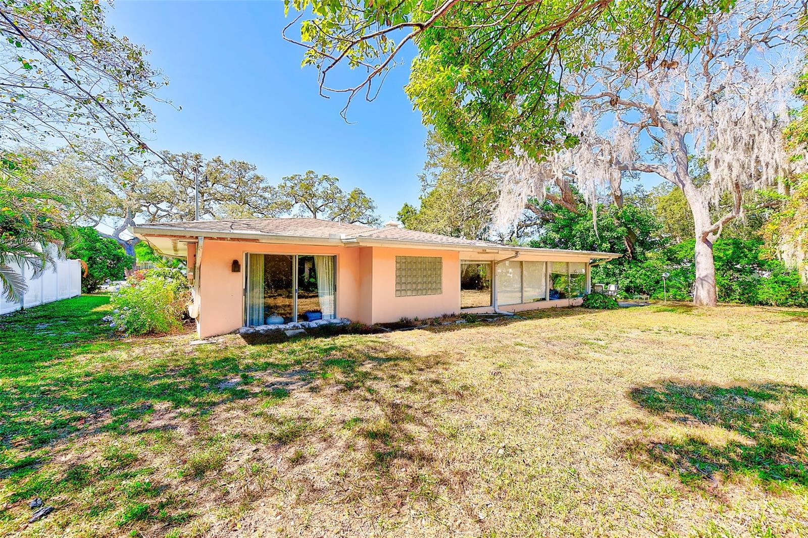 HARBOR BLUFFS SEC 2 - Residential