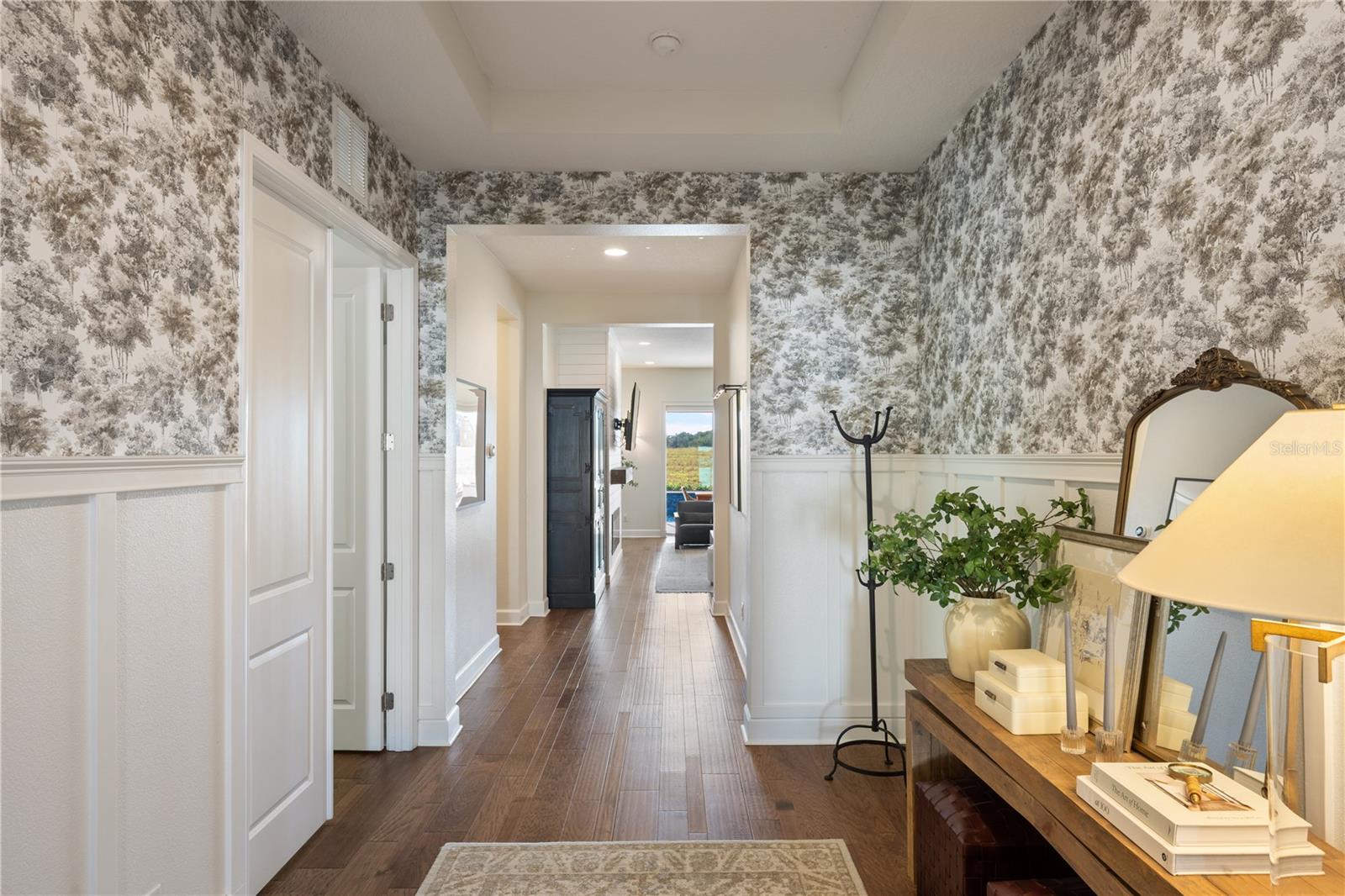 7650 TANGERINE KNOLL LOOP