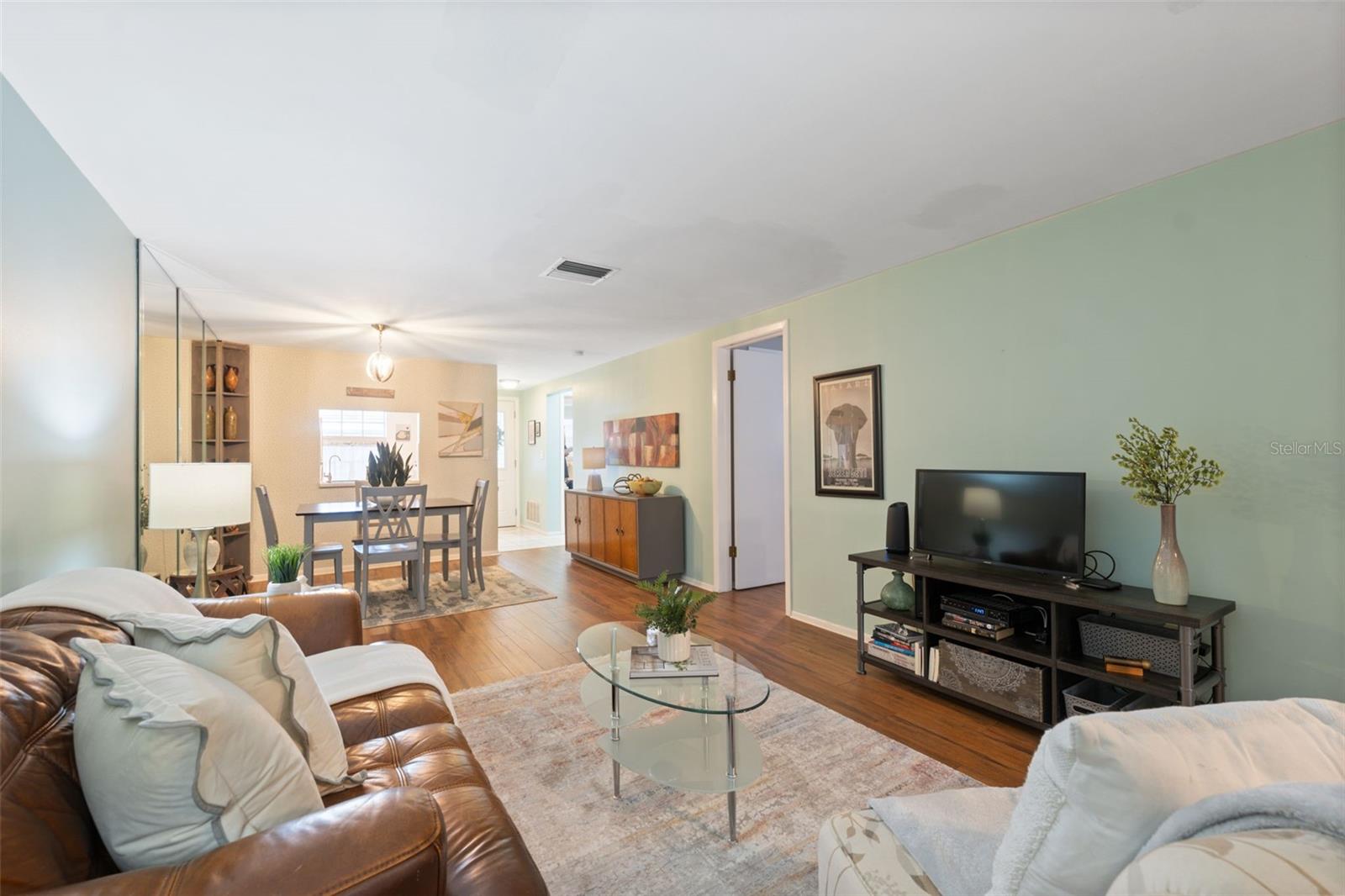 GARDENS OF BEACON SQUARE CONDO - Residential