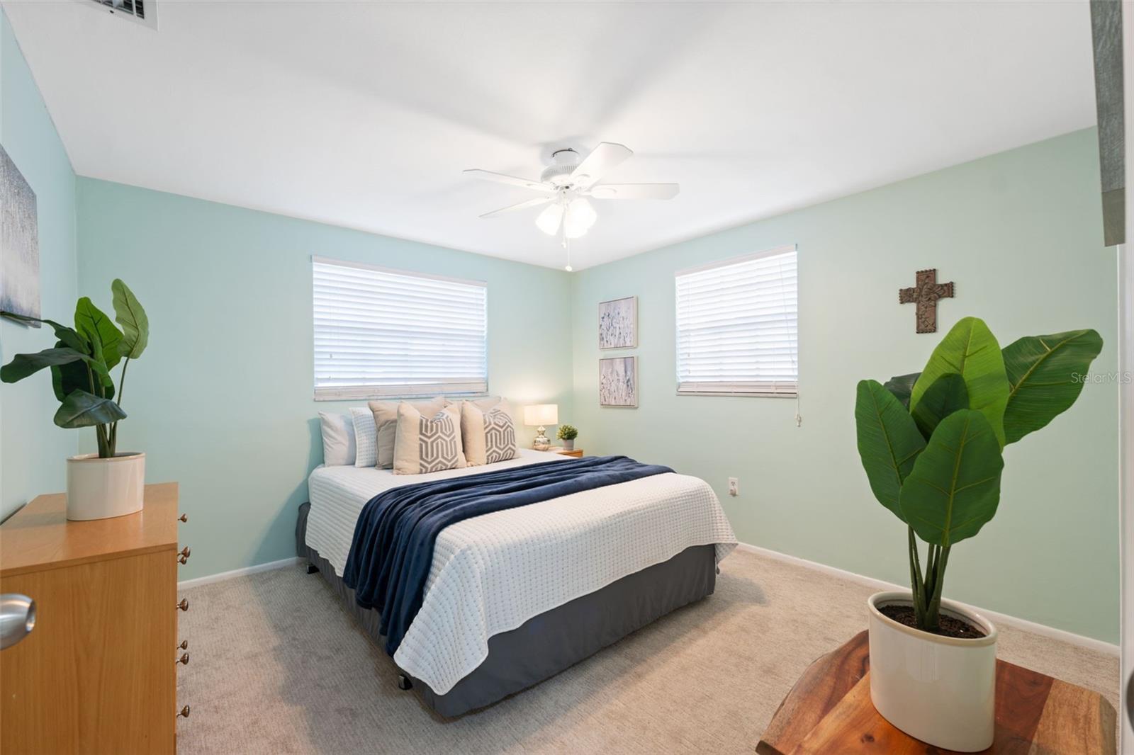 GARDENS OF BEACON SQUARE CONDO - Residential