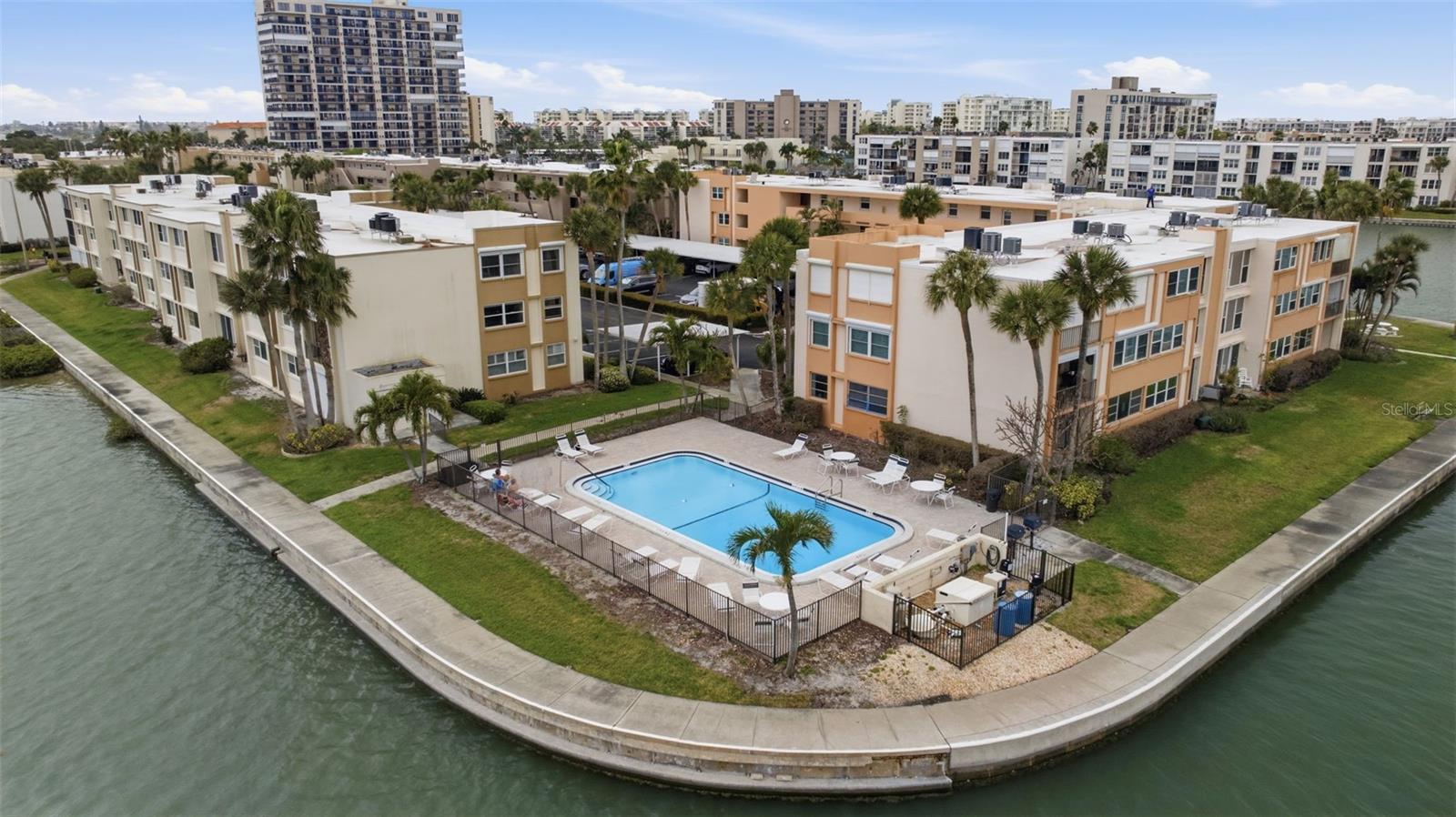 BAY ISLAND GROUP 3 - Residential