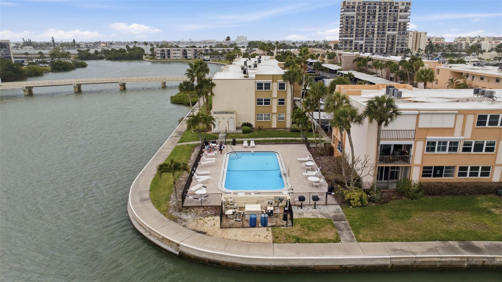 BAY ISLAND GROUP 3 - Residential