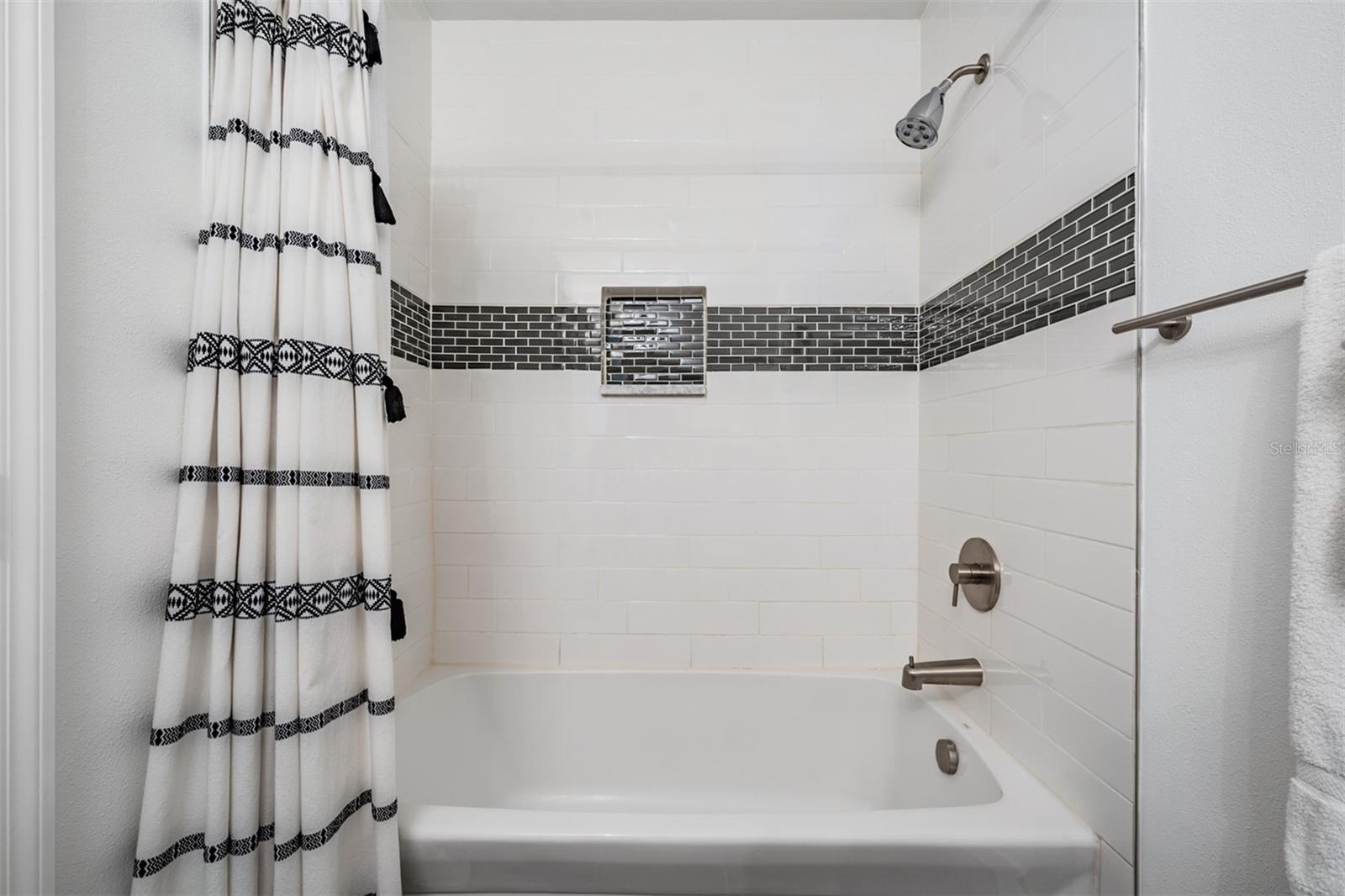 DAVIS ISLANDS - Residential