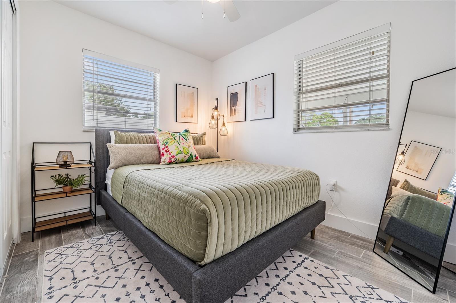 DAVIS ISLANDS - Residential