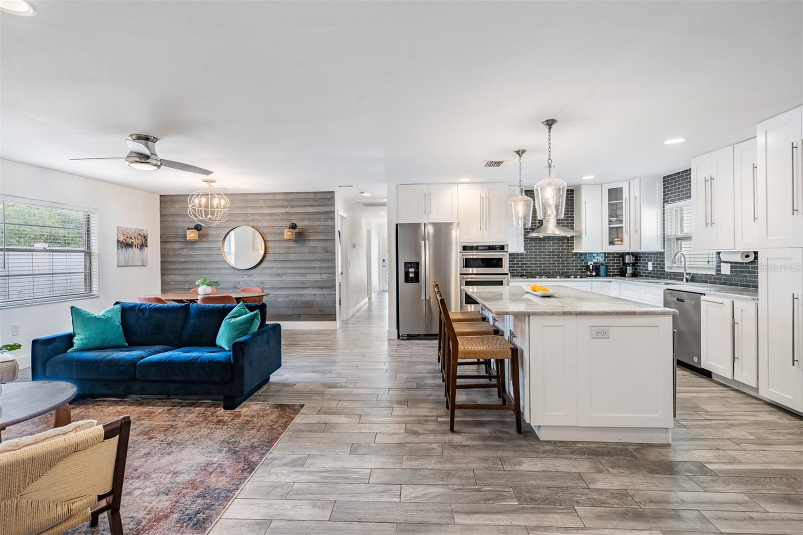 DAVIS ISLANDS - Residential