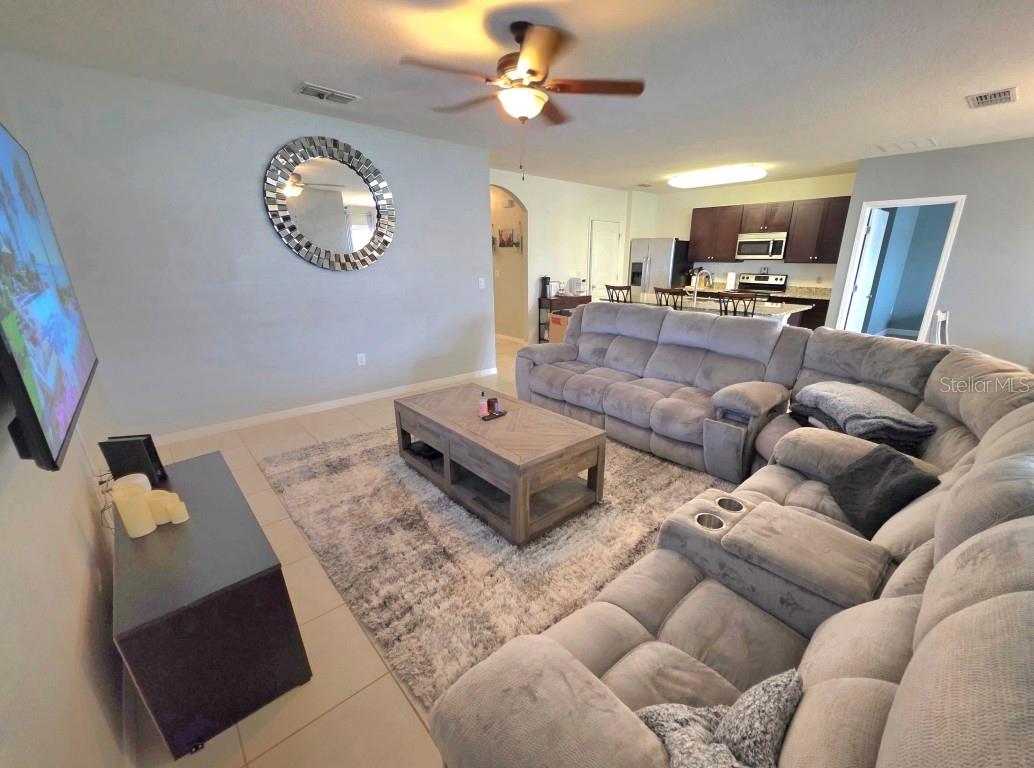 SUMMERS CORNER - Residential