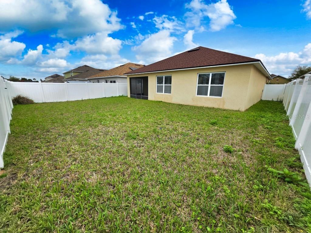 SUMMERS CORNER - Residential