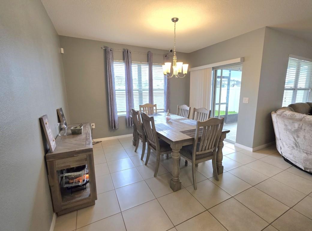 SUMMERS CORNER - Residential