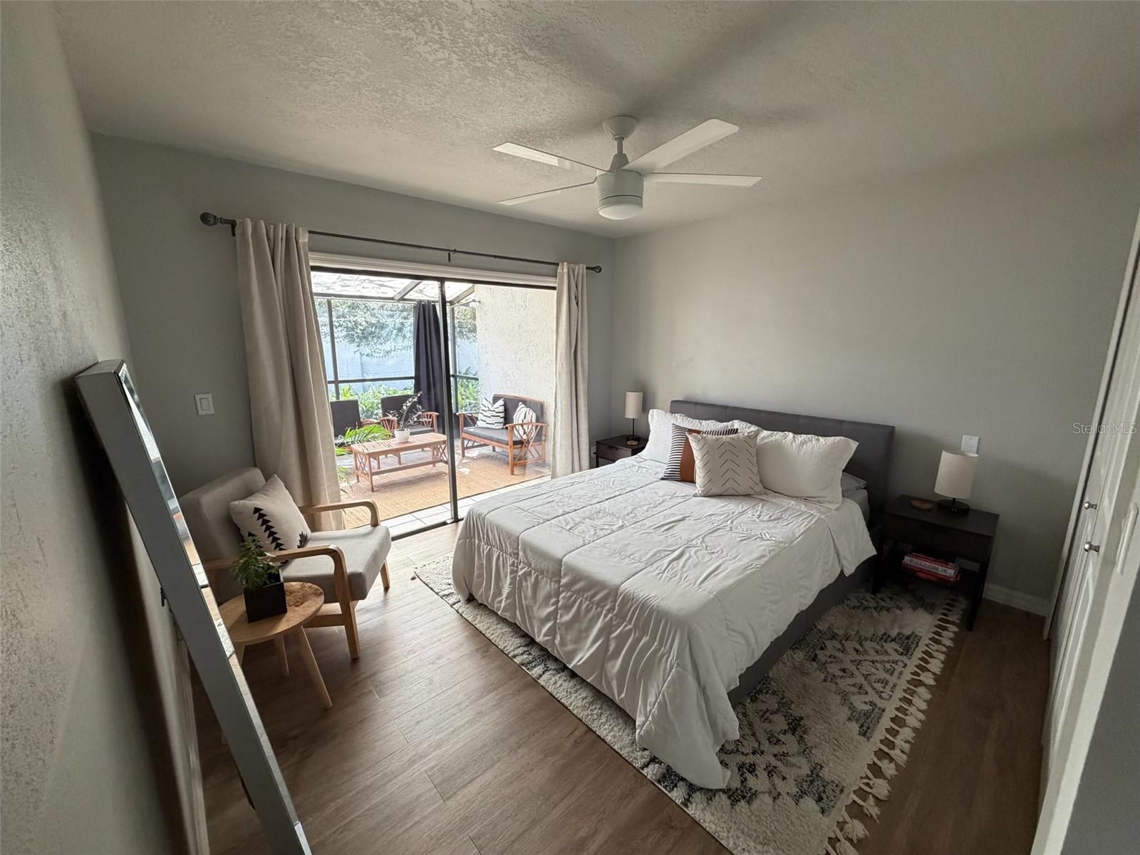 KILLARNEY BAY CONDO - Residential Lease